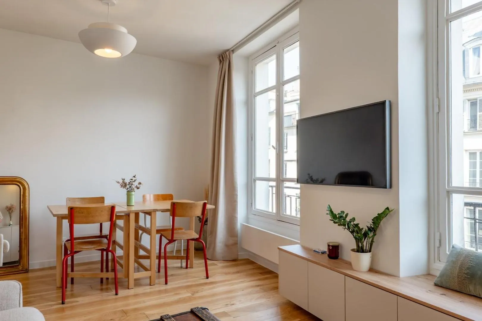 파리 Cozy Faubourg St Martin Retreat 아파트